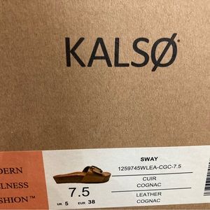 Kalso earth shoe. The original negative heel shoe